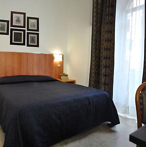 Hotel Fiorenza Ρώμη Room photo