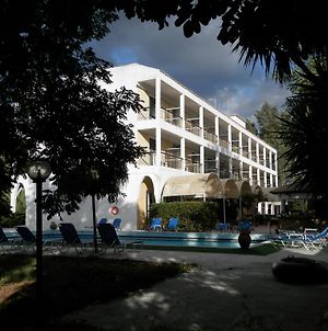Feakion Hotel Γουβιά Exterior photo