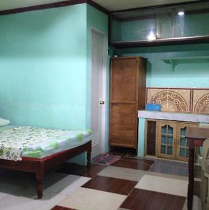 Dhayne Bed And Breakfast - Hostel Puerto Princesa Room photo