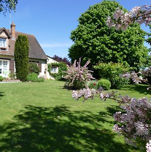 Le Clos Des Perraudieres Bed and Breakfast Cour-Cheverny Exterior photo