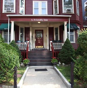 A Friendly Inn At Harvard Κέιμπριτζ Exterior photo