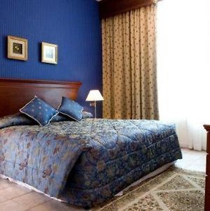 Gillani Hotel Apartments Ντουμπάι Room photo