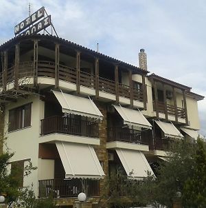 Ξενοδοχείο Μπάλλας Αγριά Exterior photo