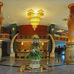 Silk Path Grand Hue Hotel Interior photo