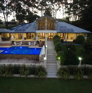 The Ridge Retreat At Mollymook Bed and Breakfast Exterior photo