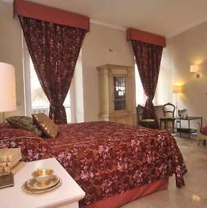 Relais Al Bel San Domenico Bed and Breakfast Άλμπα Room photo
