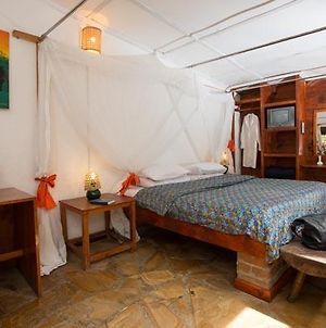 Outpost Lodge Αρούσα Room photo