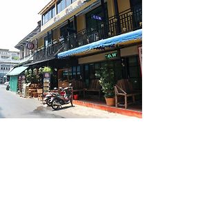 Cow Hostel Khaosan Phra Nakon Exterior photo
