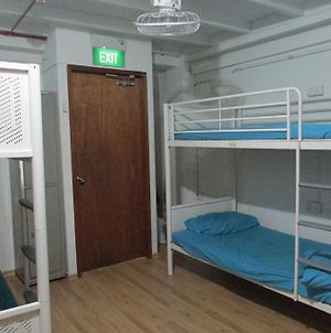 Mks Backpackers Hostel - Campbell Lane Σιγκαπούρη Room photo