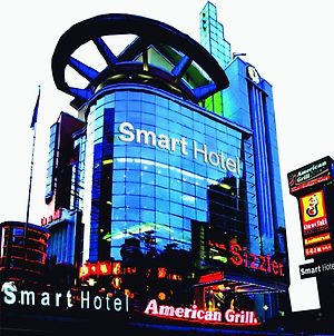 Smart Hotel Thamrin Τζακάρτα Exterior photo