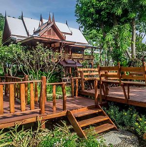 Sunlove Resort And Spa - Royal View Nakhon Pathom Exterior photo