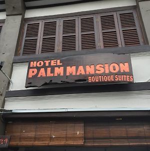 Palm Mansion Boutique Suites Τζωρτζ Τάουν Exterior photo