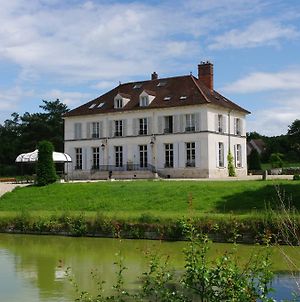 Chateau De Pommeuse Bed and Breakfast Exterior photo
