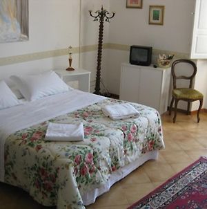 Hostel Veronique Φλωρεντία Room photo
