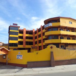 Hotel Villas De Santiago Inn Τιχουάνα Exterior photo