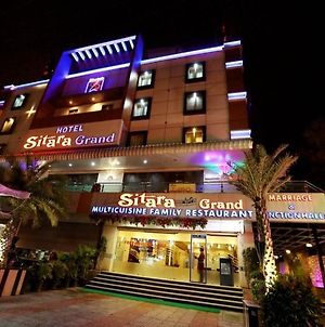 Hotel Sitara Grand Banjara Hills Χιντεραμπάντ Exterior photo