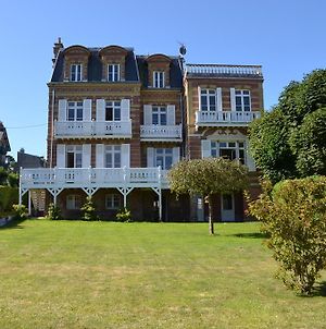 Guesthouse La Mascotte Villers-sur-Mer Exterior photo