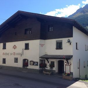 Gasthof Zur Traube Ξενοδοχείο Pettneu am Arlberg Exterior photo