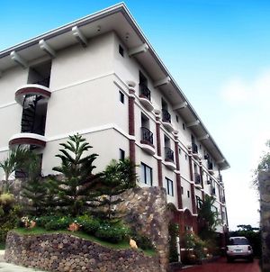 Emiramona Garden Hotel Tagaytay City Exterior photo