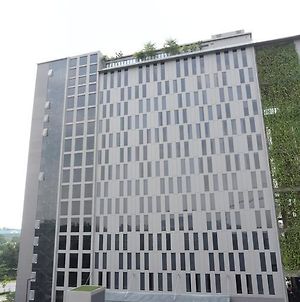 E.City Hotel@Onecity Subang Jaya Exterior photo