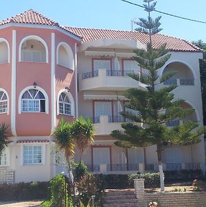 Hotel Agios Thomas Λυγιά Exterior photo