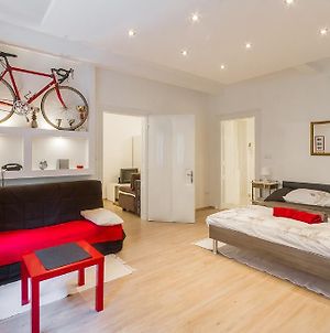 Apartment Red Bike Ζάγκρεμπ Room photo