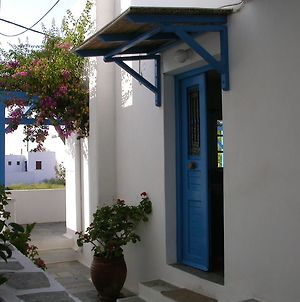 Amalia Studios Λιβάδι Exterior photo