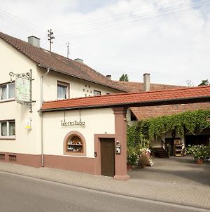Weingut Und Gastehaus Vongerichten Ξενοδοχείο Όμπερχάουζεν Exterior photo