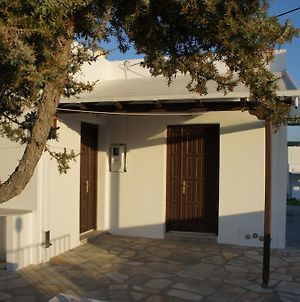 Villa Thea Milos Island Exterior photo