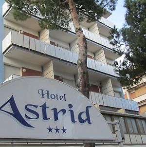Hotel Astrid Τσέρβια Exterior photo