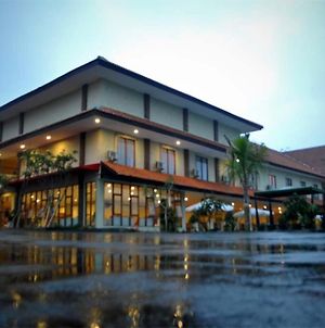 Bumi Tapos Resort Μπογκόρ Exterior photo