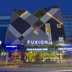 Fuxion Inn Τζακάρτα Exterior photo