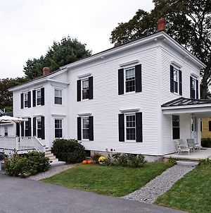 Kennebec Inn Bed And Breakfast Μπαθ Exterior photo