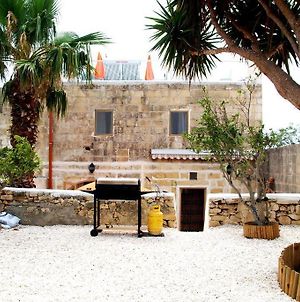 Anna Karistu Accommodation Gozo Exterior photo