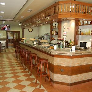 Bar Pension Restaurante Bidasoa Ιρούν Exterior photo
