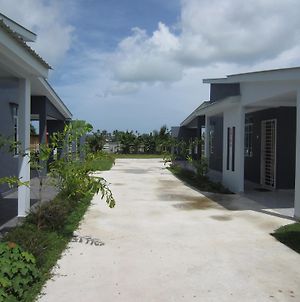 Ntalia Inn Λανγκάουι Exterior photo