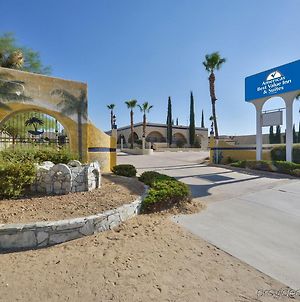 Americas Best Value Inn And Suites -Yucca Valley Exterior photo