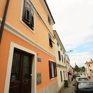 Old Town Rooms And Apartment Πόρετς Exterior photo