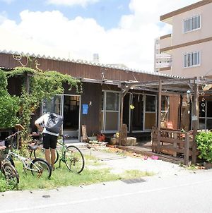 Minshuku Agaihama Yonabaru Exterior photo