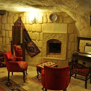 Naturels Cave House Bed and Breakfast Ουργκούπ Room photo