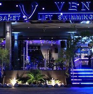 The Venue Ξενοδοχείο Pattaya Exterior photo