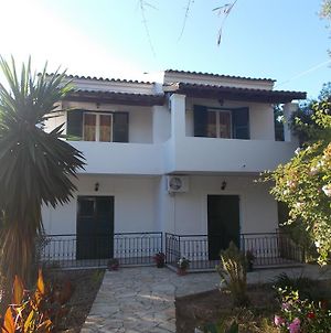 Katerina Apartments Άγιος Γεώργιος Πάγων Exterior photo