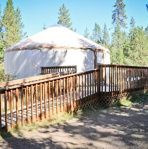 Bend-Sunriver Camping Resort Wheelchair Accessible Yurt 13 Exterior photo