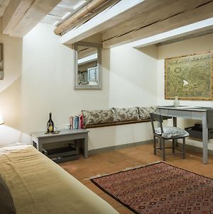 Charming And Cozy Apartment Via Maggio Φλωρεντία Exterior photo