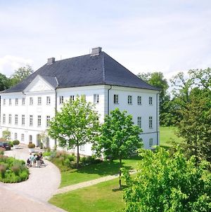 Schlossgut Gross Schwansee Ξενοδοχείο Exterior photo