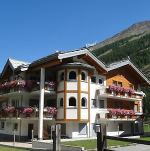 Haus Alpenstern Διαμέρισμα Saas-Grund Exterior photo