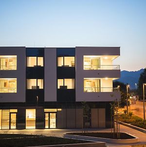 Maistra Select Srebreno Premium Apartments Mlini Exterior photo