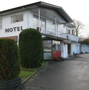 Adelphi Motel Τούπο Exterior photo