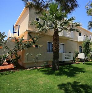 Cretan Filoxenia Beach Hotel Ανάληψη Exterior photo