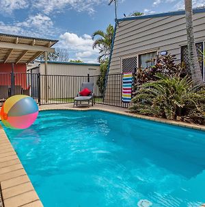 Surf Club House, Pet Friendly, Sunshine Coast, Holiday House, Marcoola Exterior photo